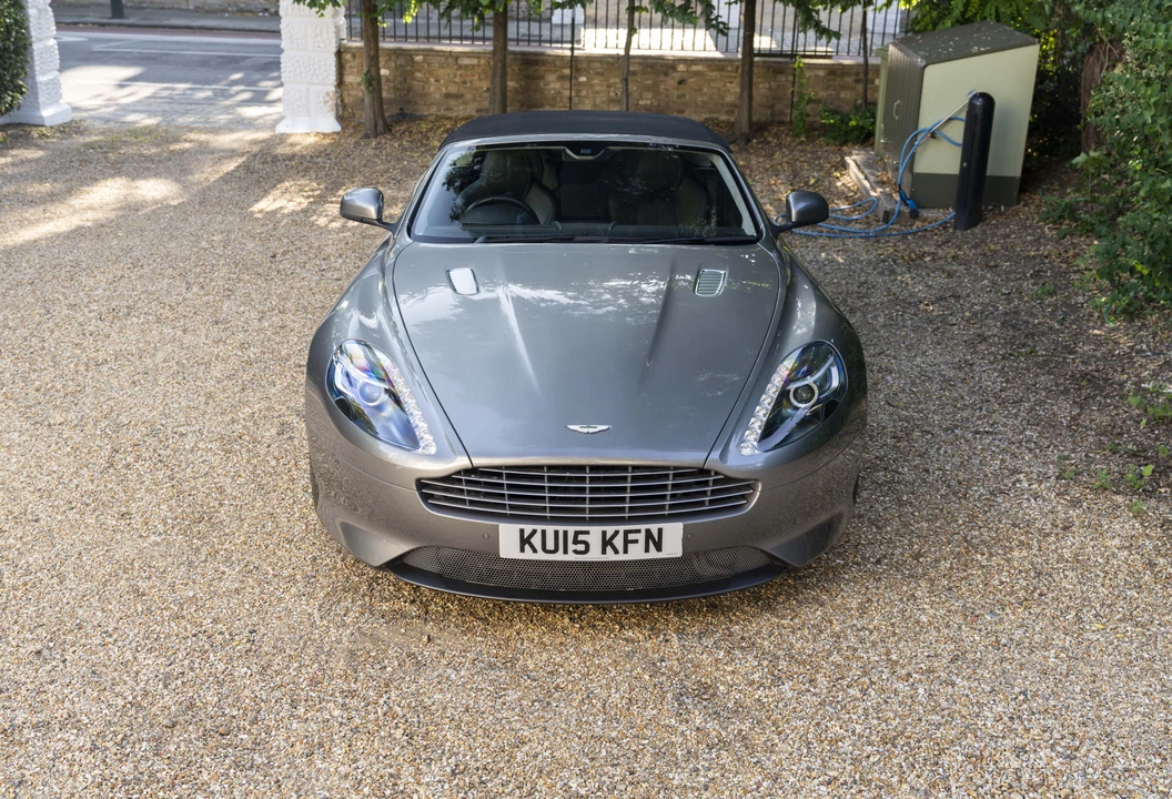 2015 Aston Martin DB9 - Image 3 of 31