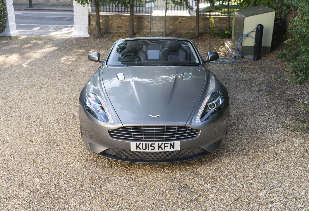 2015 Aston Martin DB9 - Image 10 of 31