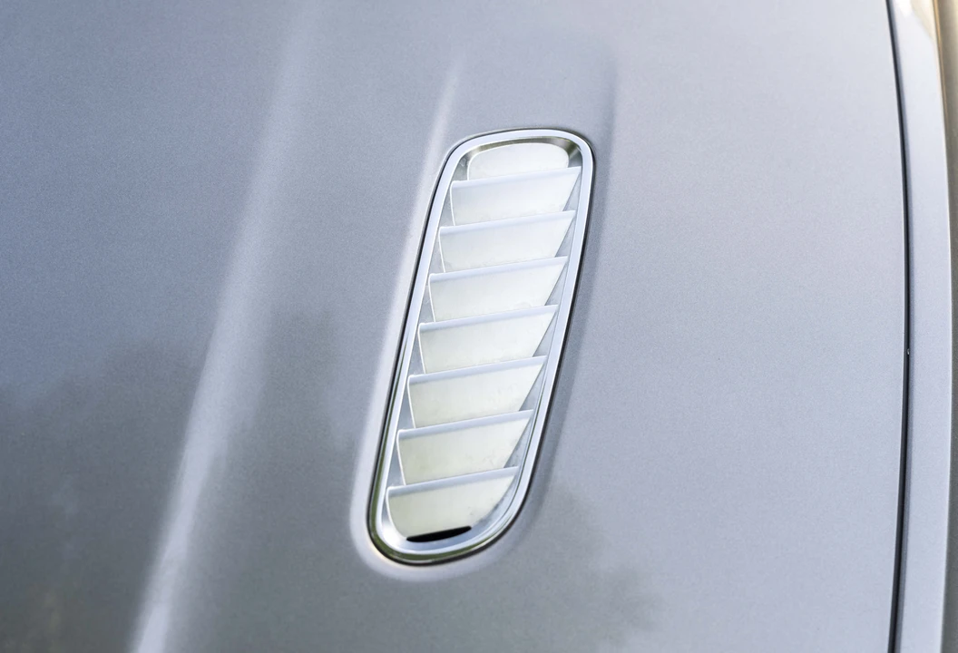 2015 Aston Martin DB9 - Image 18 of 31