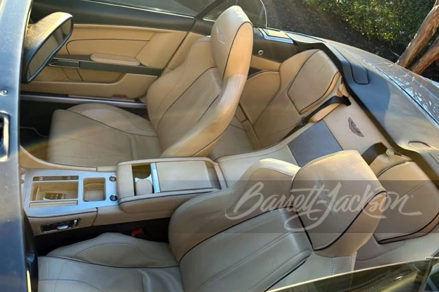 2015 Aston Martin DB9 - Image 2 of 5