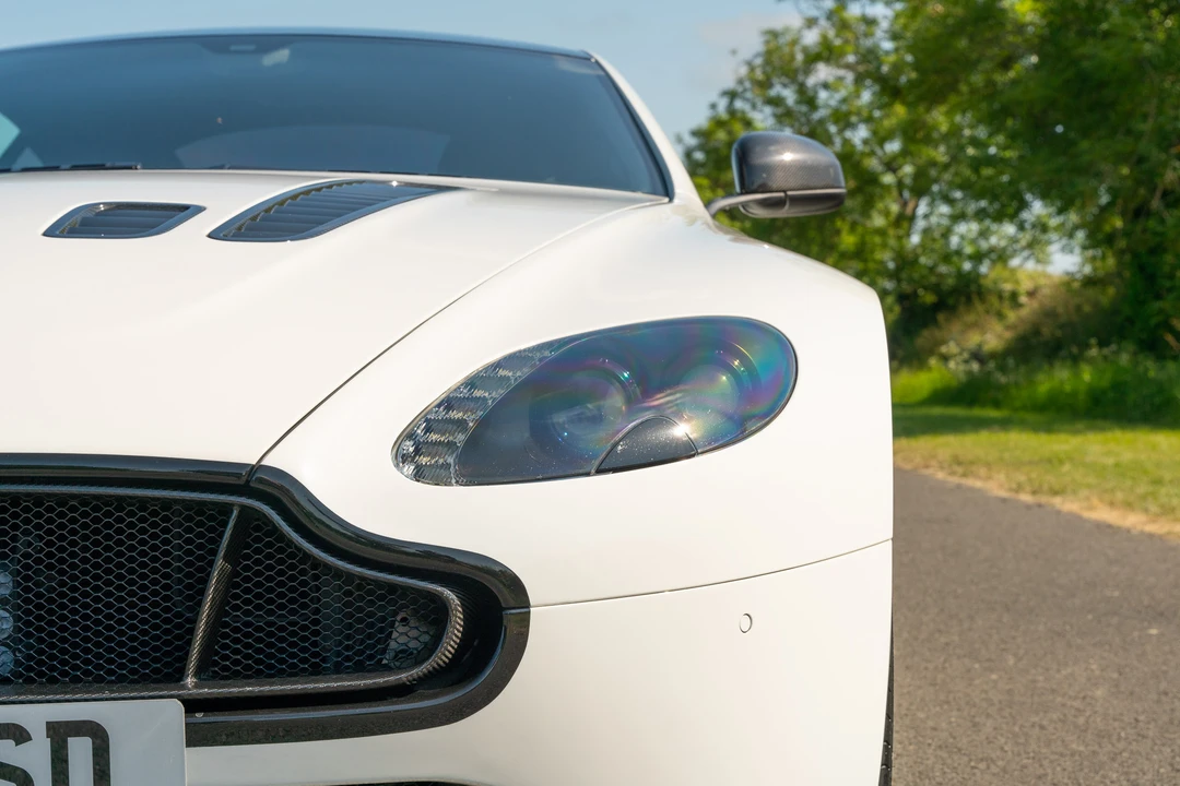 2015 Aston Martin V12 Vantage (2010-2018) - Image 12 of 31