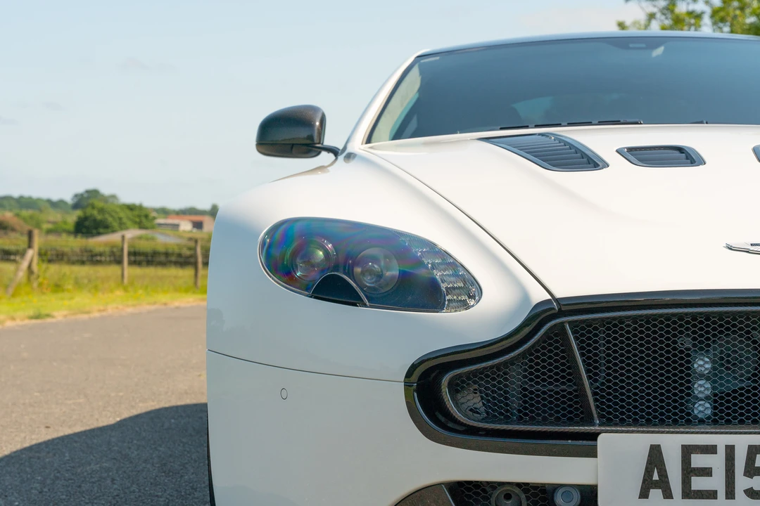 2015 Aston Martin V12 Vantage (2010-2018) - Image 11 of 31