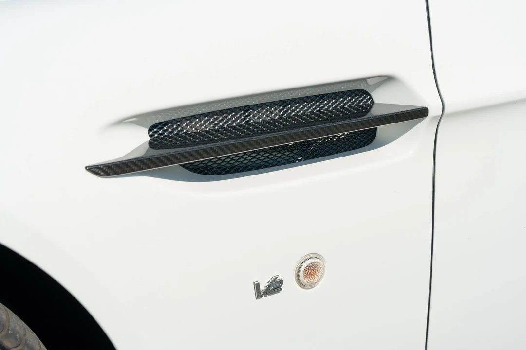 2015 Aston Martin V12 Vantage (2010-2018) - Image 26 of 31