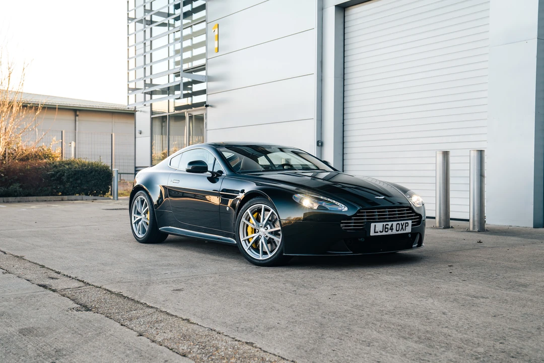 2015 Aston Martin V8 Vantage (2006-2017) - Image 14 of 31