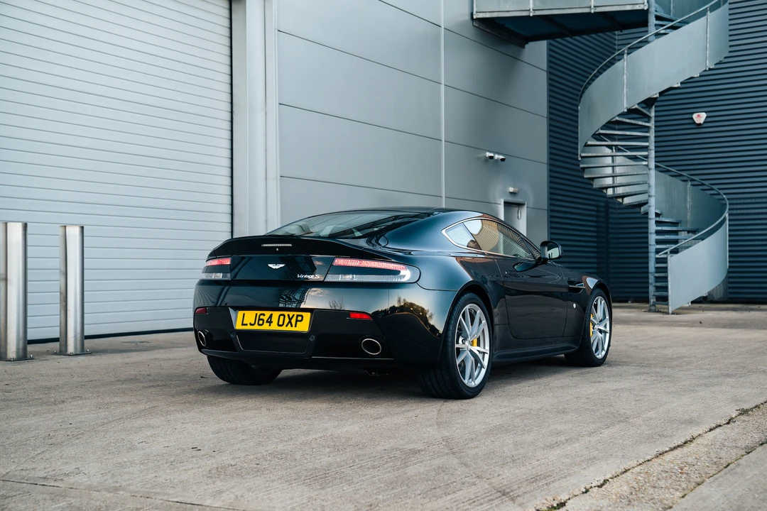 2015 Aston Martin V8 Vantage (2006-2017) - Image 17 of 31