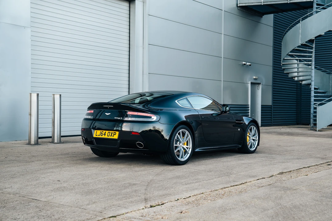 2015 Aston Martin V8 Vantage (2006-2017) - Image 18 of 31