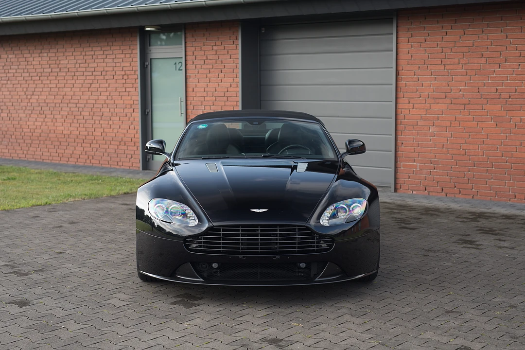 2015 Aston Martin V8 Vantage (2006-2017) - Image 7 of 31