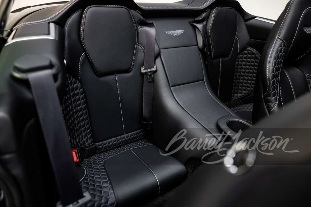 2015 Aston Martin Vanquish 2nd Gen - Image 13 of 31