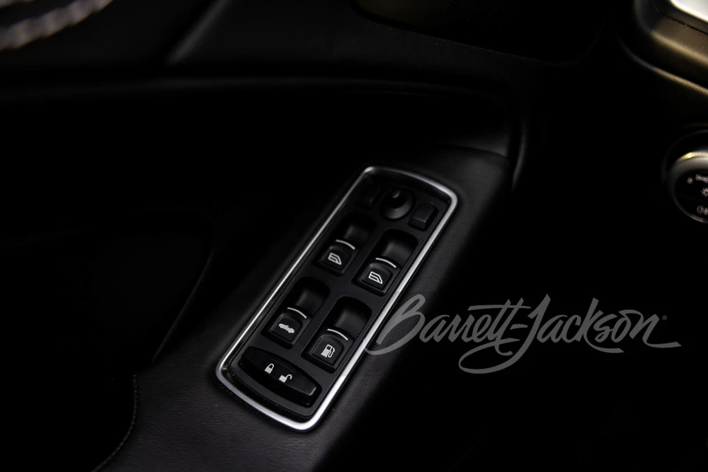 2015 Aston Martin Vanquish 2nd Gen - Image 18 of 31