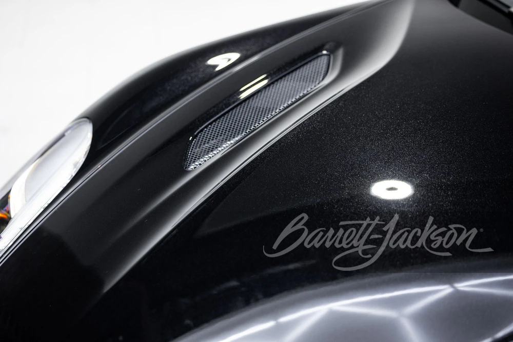 2015 Aston Martin Vanquish 2nd Gen - Image 24 of 31