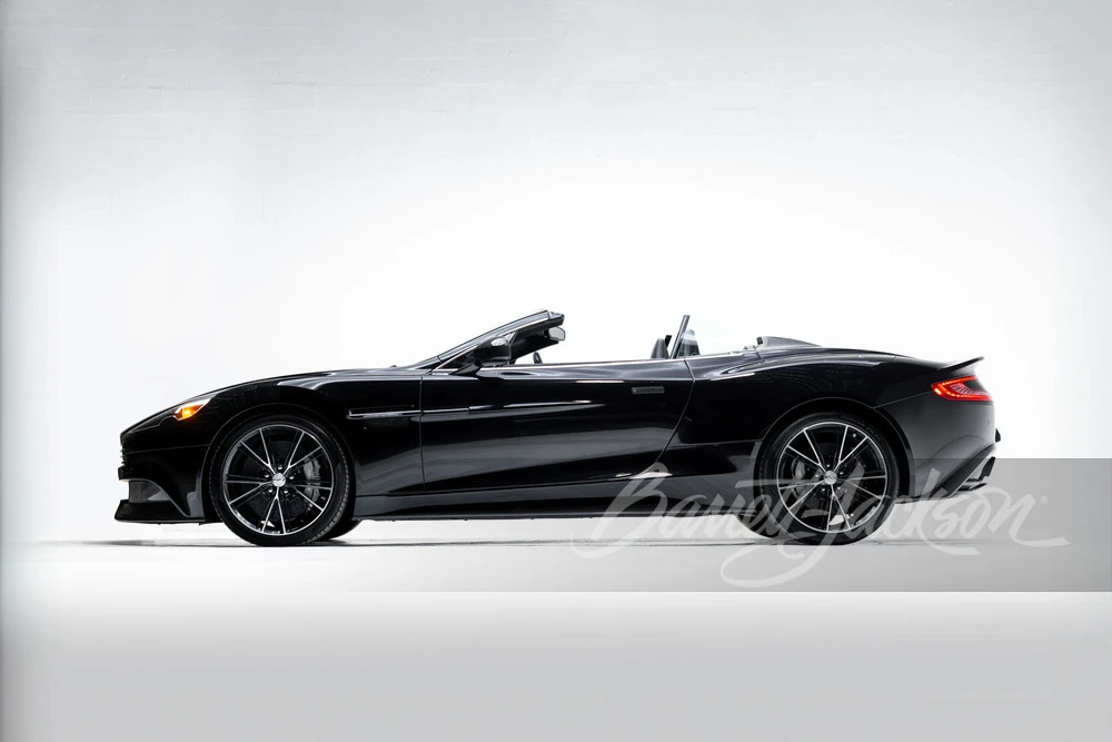 2015 Aston Martin Vanquish 2nd Gen - Image 30 of 31