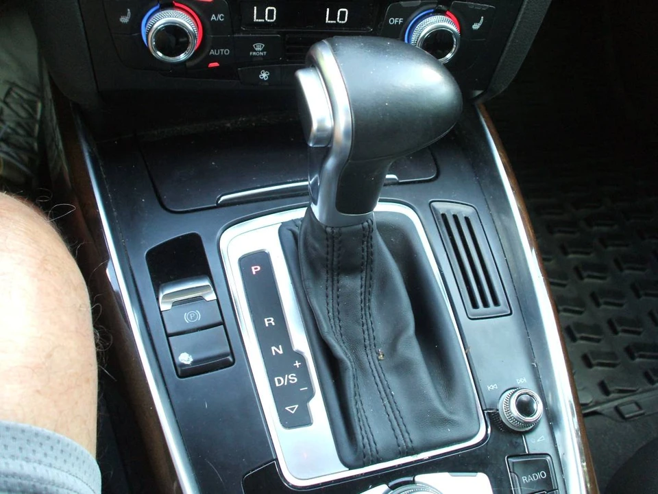 2015 Audi 8R Q5 - Image 16 of 24