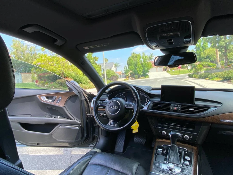 2015 Audi 4L Q7 - Image 10 of 24