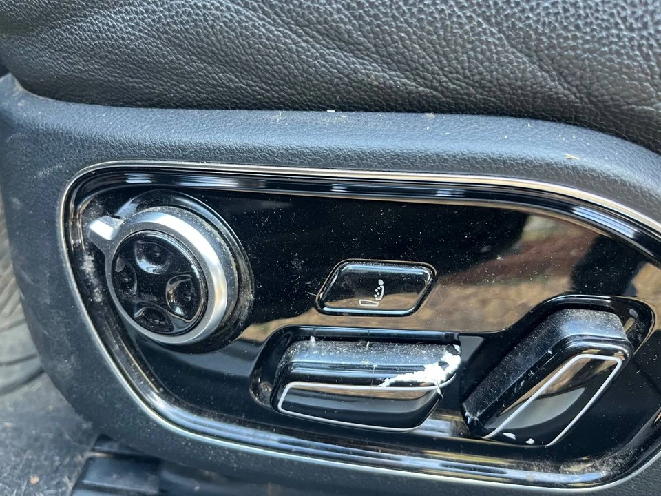 2015 Audi D4 A8 - Image 11 of 13