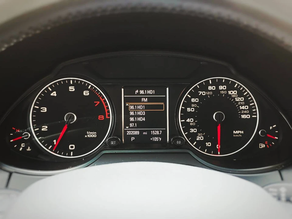 2015 Audi 8R Q5 - Image 11 of 20