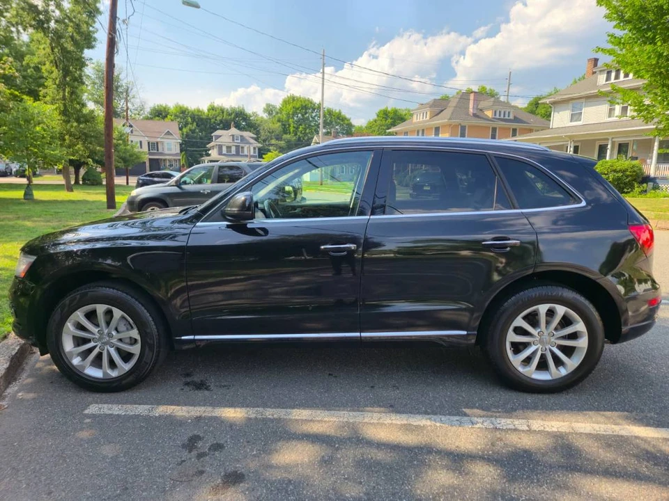 2015 Audi 8R Q5 - Image 2 of 17