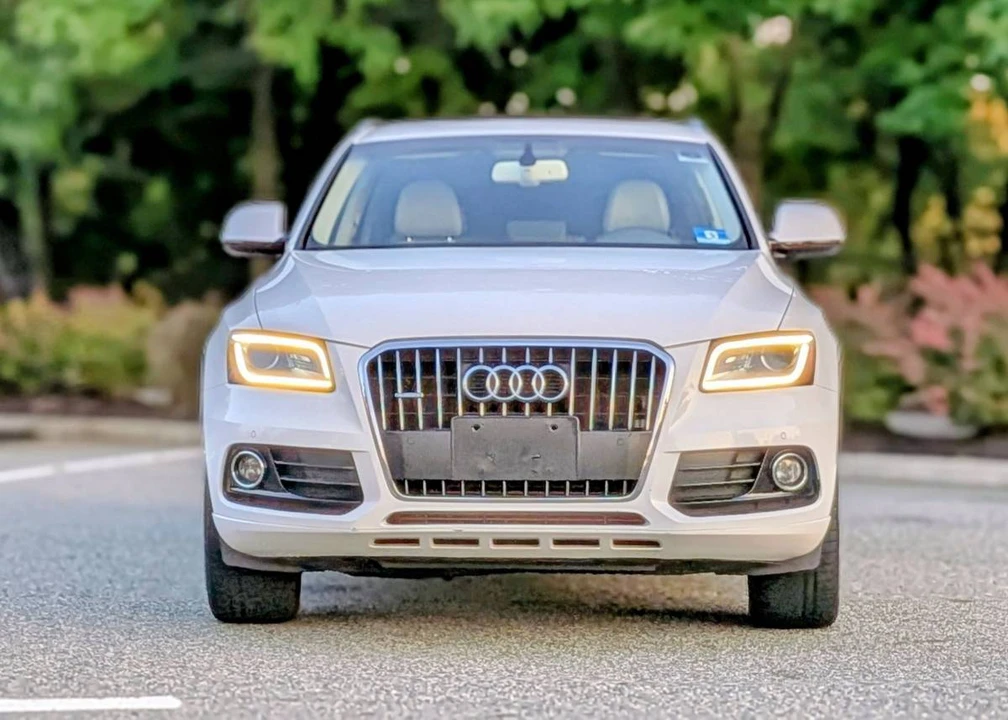 2015 Audi 8R Q5 - Image 2 of 22