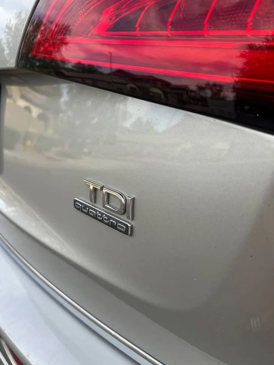 2015 Audi 8R Q5 - Image 17 of 17