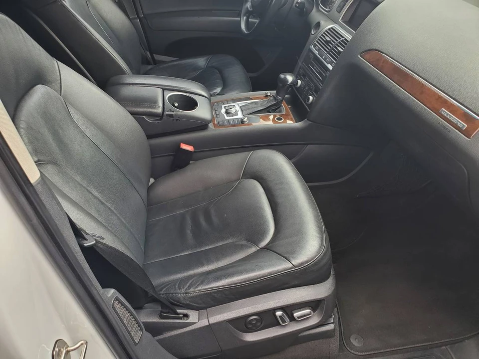 2015 Audi 4L Q7 - Image 10 of 15