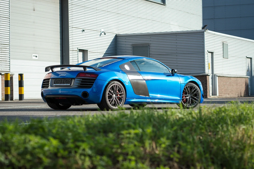 2015 Audi 42 R8 - Image 12 of 31