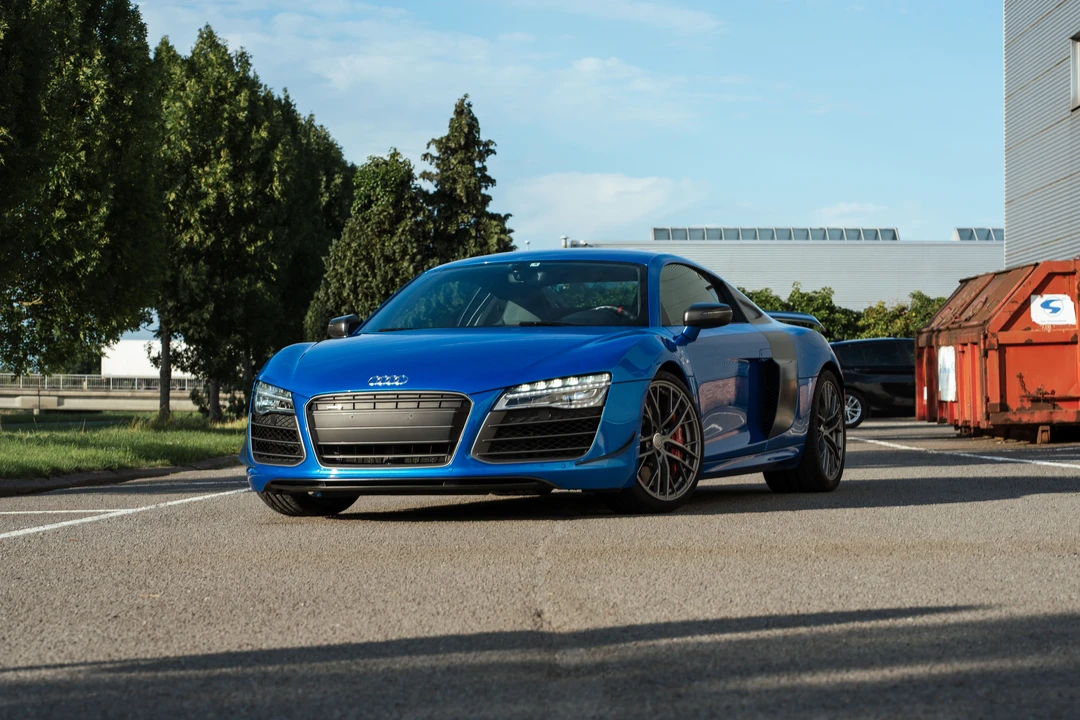 2015 Audi 42 R8 - Image 14 of 31