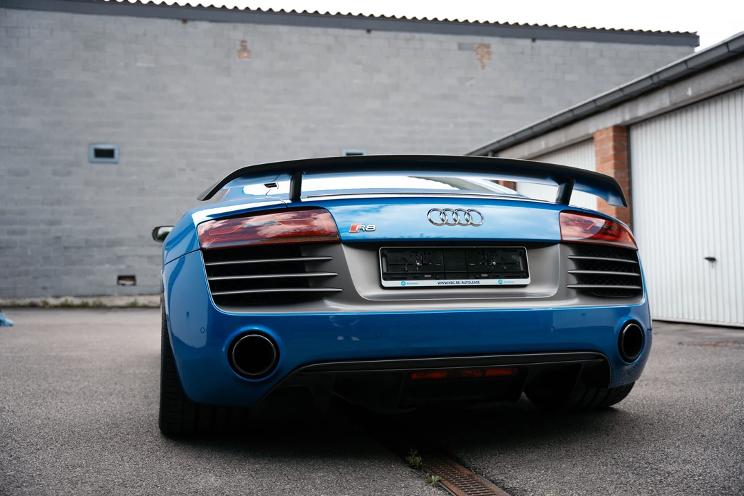 2015 Audi 42 R8 - Image 22 of 31