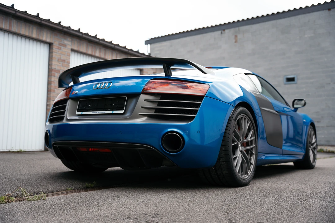 2015 Audi 42 R8 - Image 24 of 31
