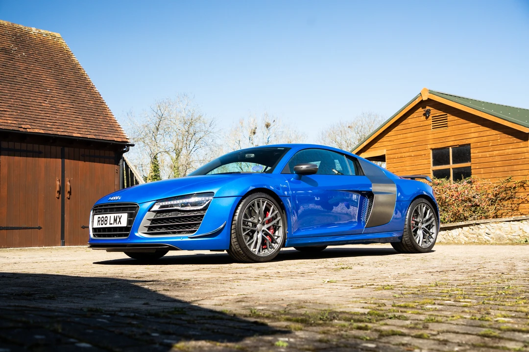 2015 Audi 42 R8 - Image 4 of 31