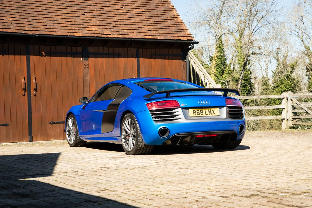 2015 Audi 42 R8 - Image 13 of 31