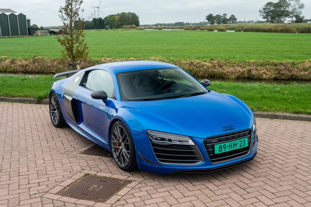 2015 Audi 42 R8 - Image 4 of 31