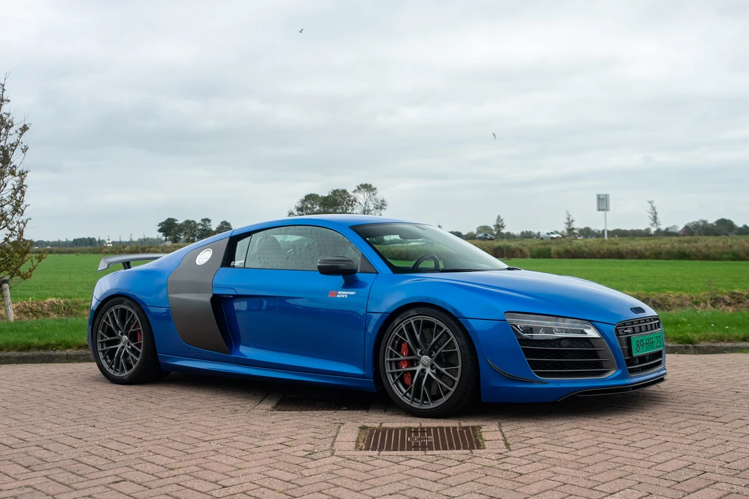 2015 Audi 42 R8 - Image 17 of 31