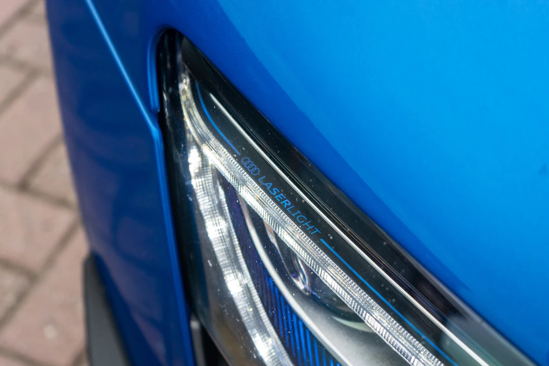2015 Audi 42 R8 - Image 28 of 31