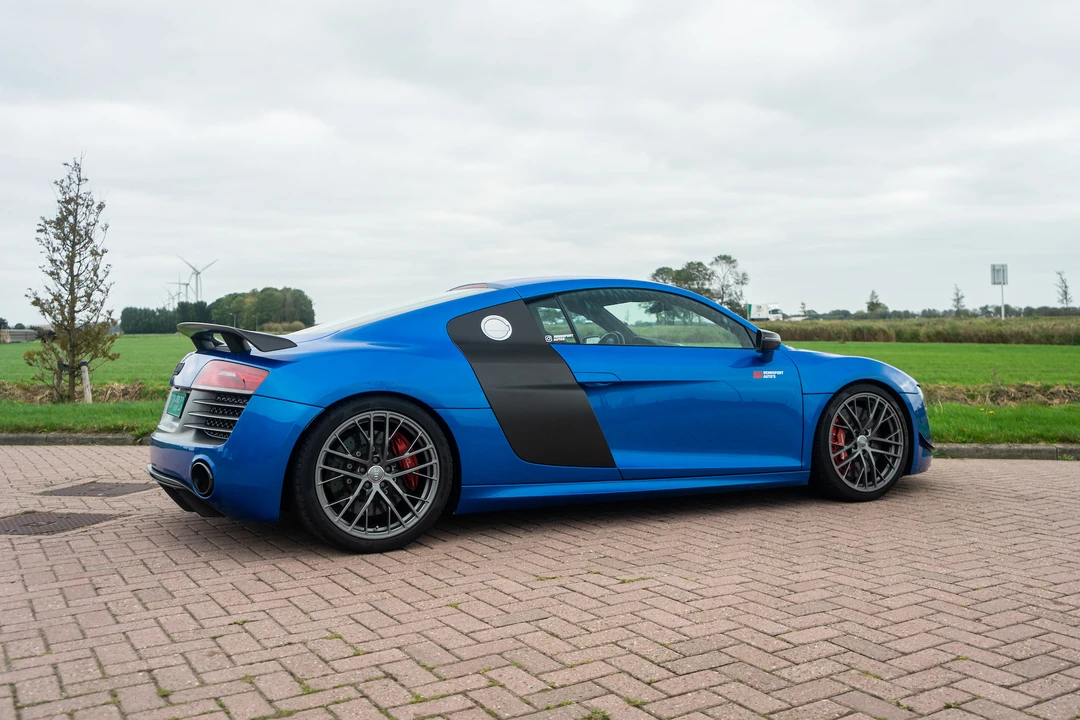 2015 Audi 42 R8 - Image 20 of 31