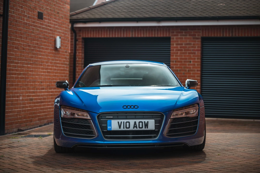 2015 Audi 42 R8 - Image 3 of 31