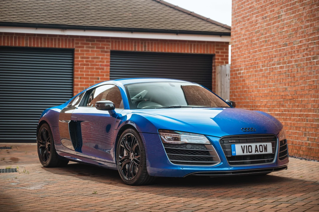 2015 Audi 42 R8 - Image 14 of 31