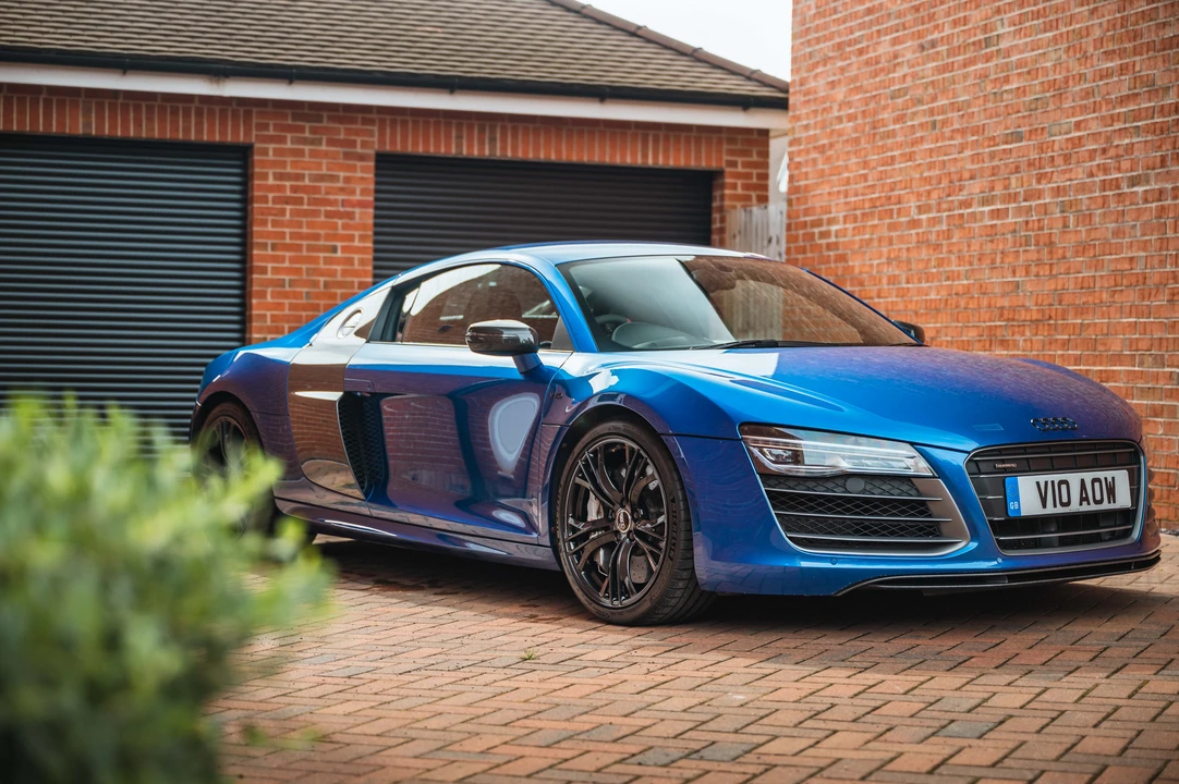 2015 Audi 42 R8 - Image 18 of 31