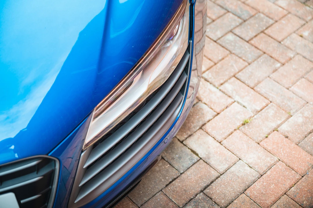 2015 Audi 42 R8 - Image 27 of 31