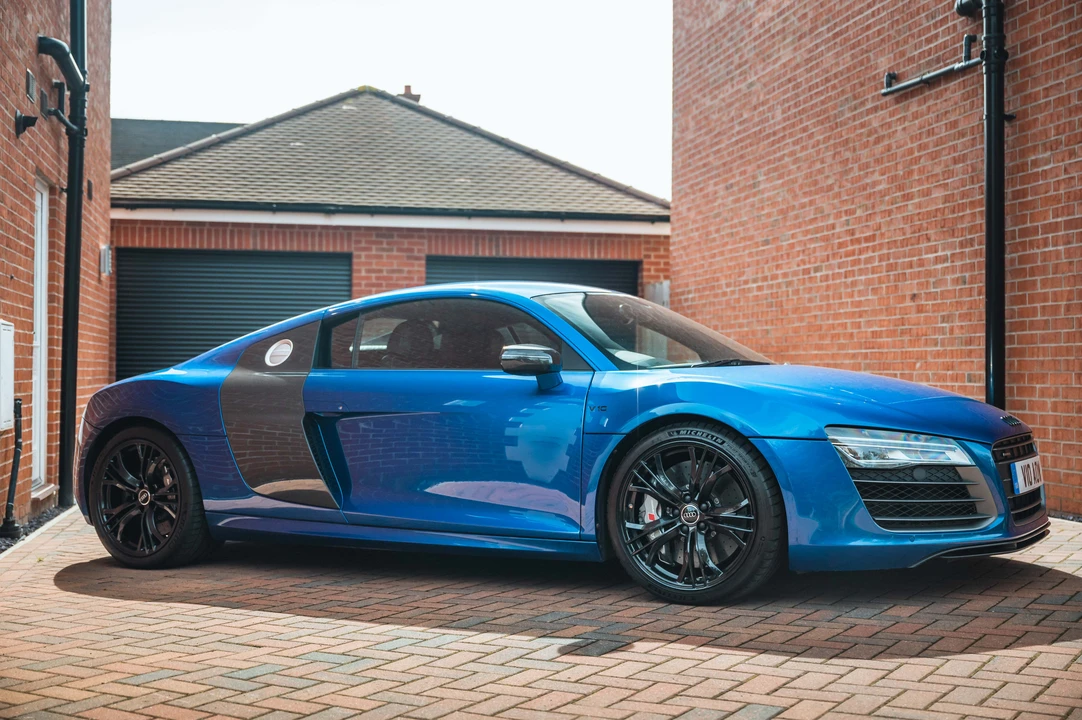 2015 Audi 42 R8 - Image 16 of 31