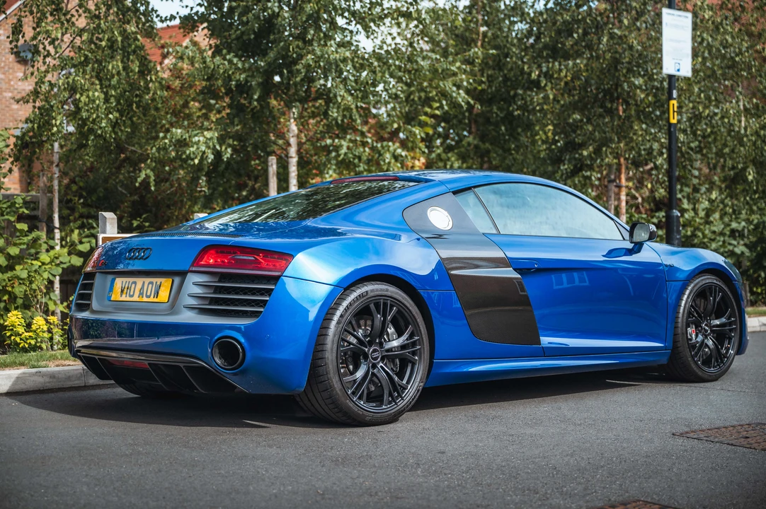 2015 Audi 42 R8 - Image 17 of 31