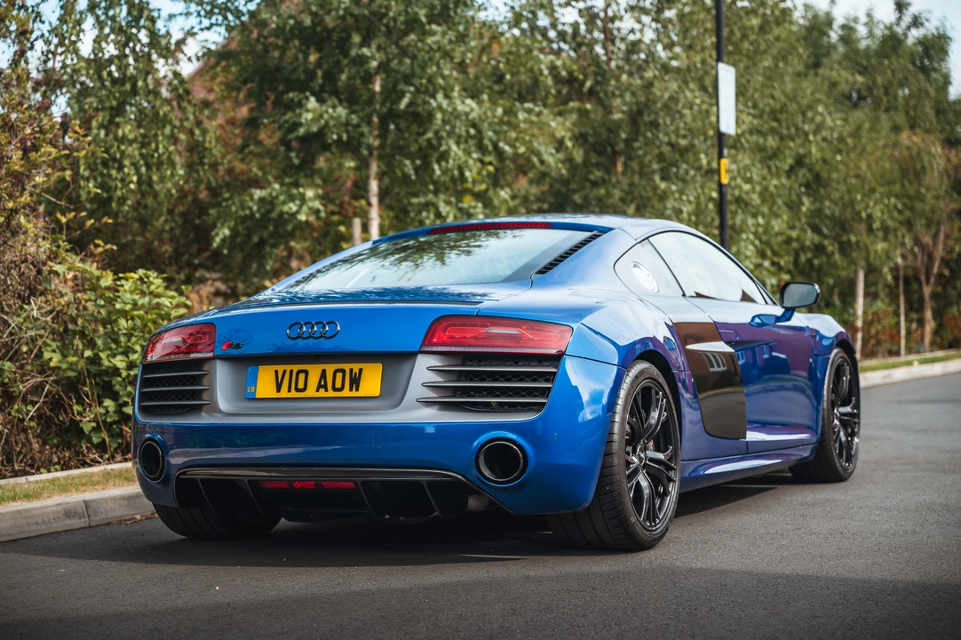 2015 Audi 42 R8 - Image 7 of 31