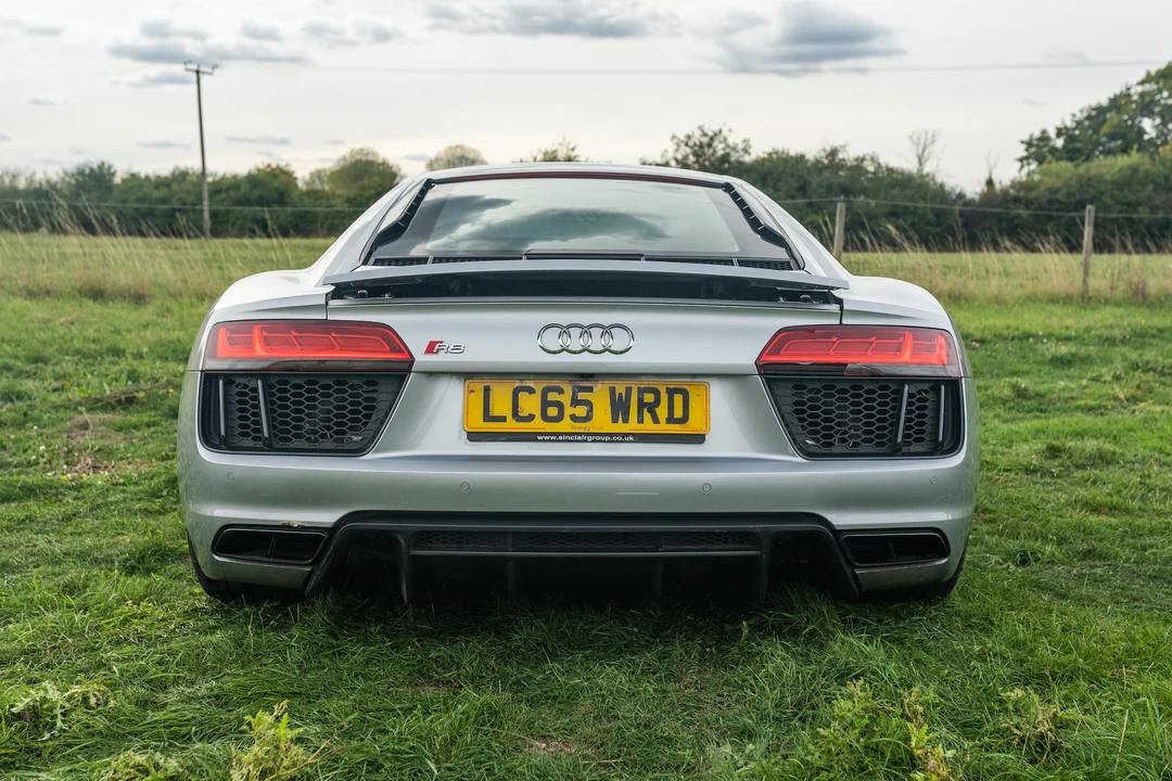 2015 Audi 42 R8 - Image 14 of 31