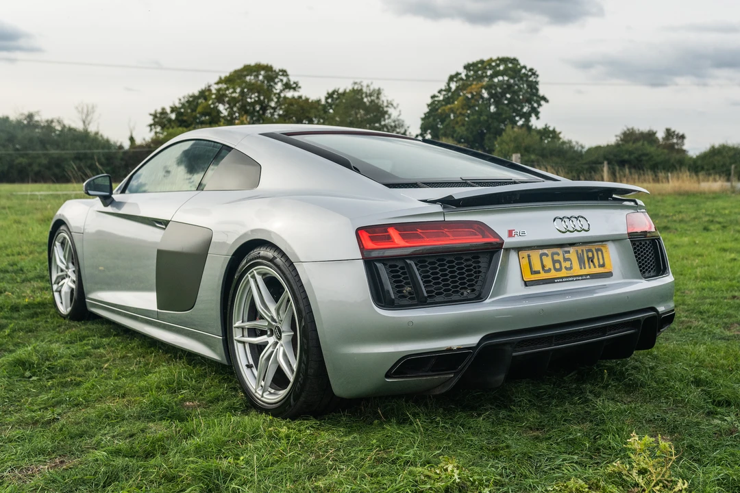 2015 Audi 42 R8 - Image 6 of 31