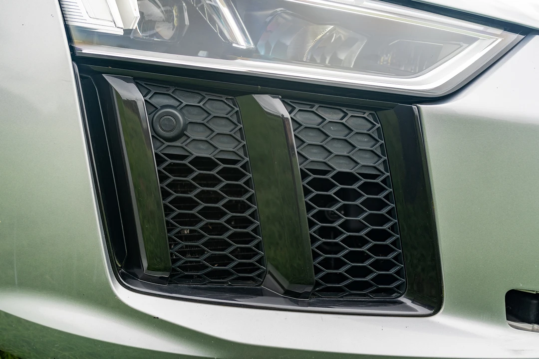 2015 Audi 42 R8 - Image 19 of 31