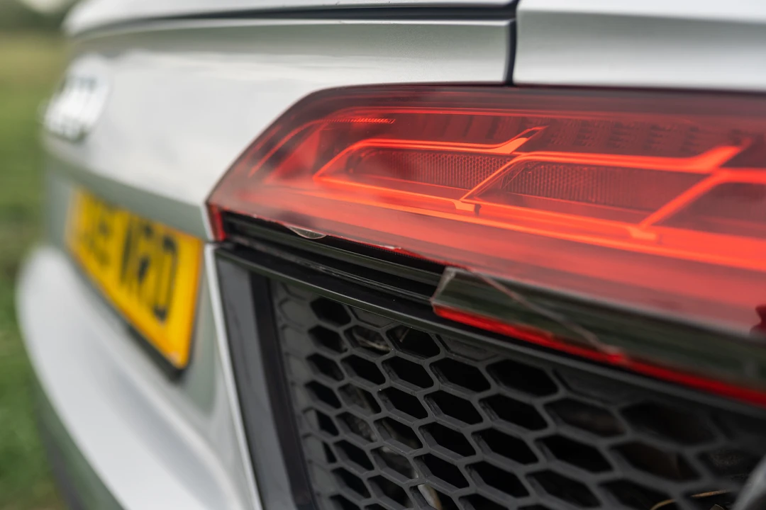 2015 Audi 42 R8 - Image 30 of 31