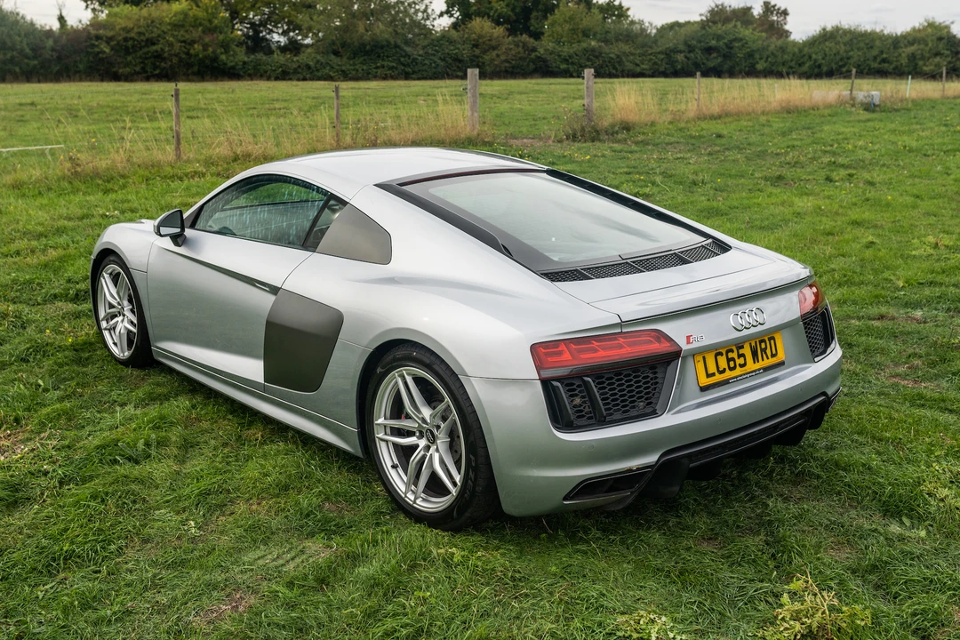 2015 Audi 42 R8 - Image 13 of 31