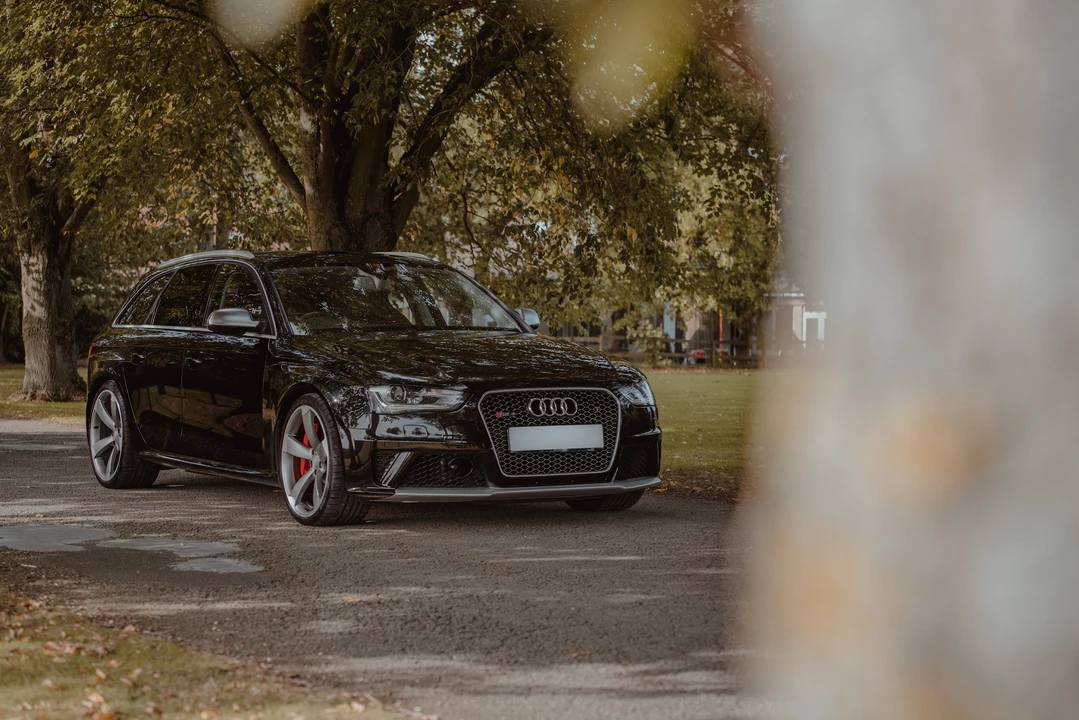 2015 Audi B8 RS4 - Image 10 of 31