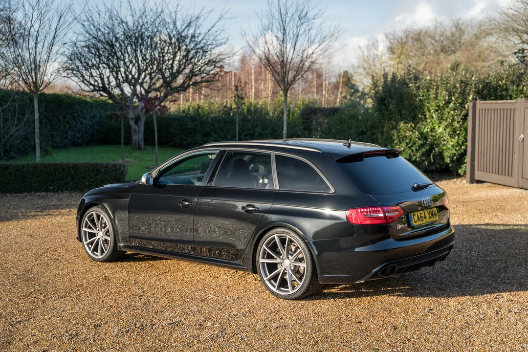 2015 Audi B8 RS4 - Image 6 of 31
