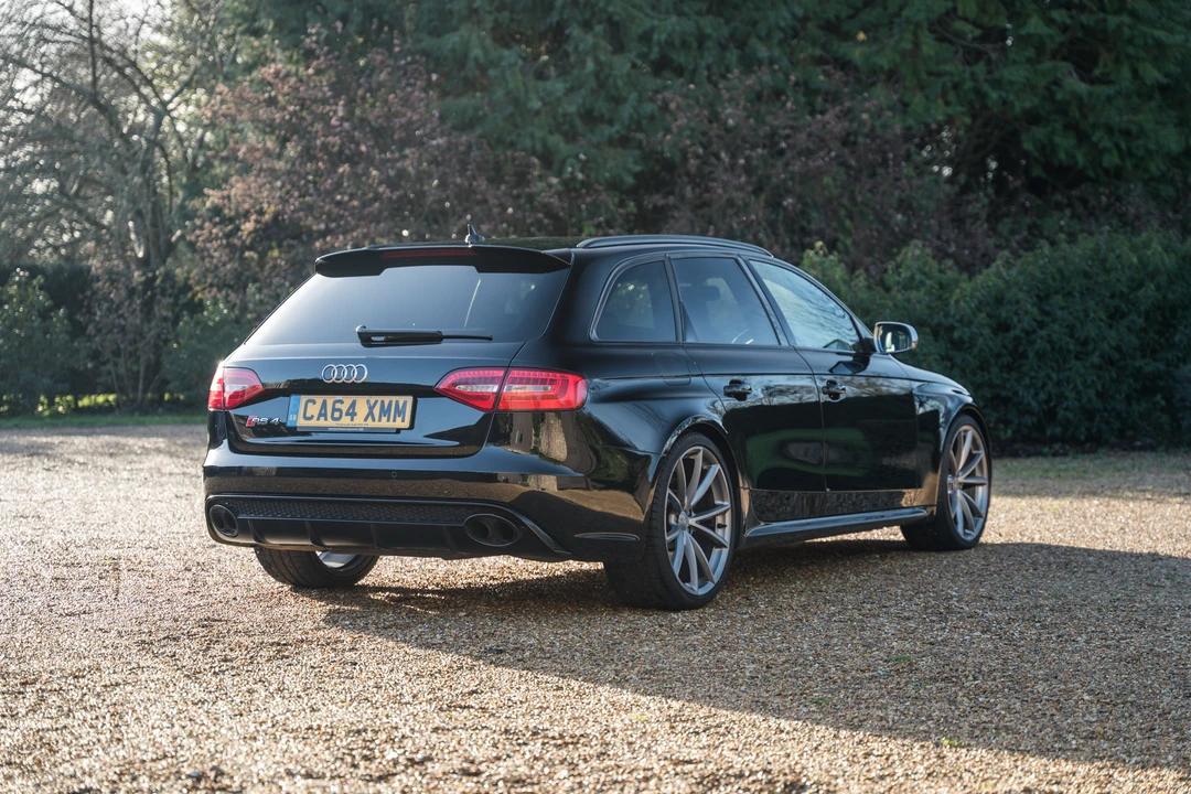 2015 Audi B8 RS4 - Image 10 of 31