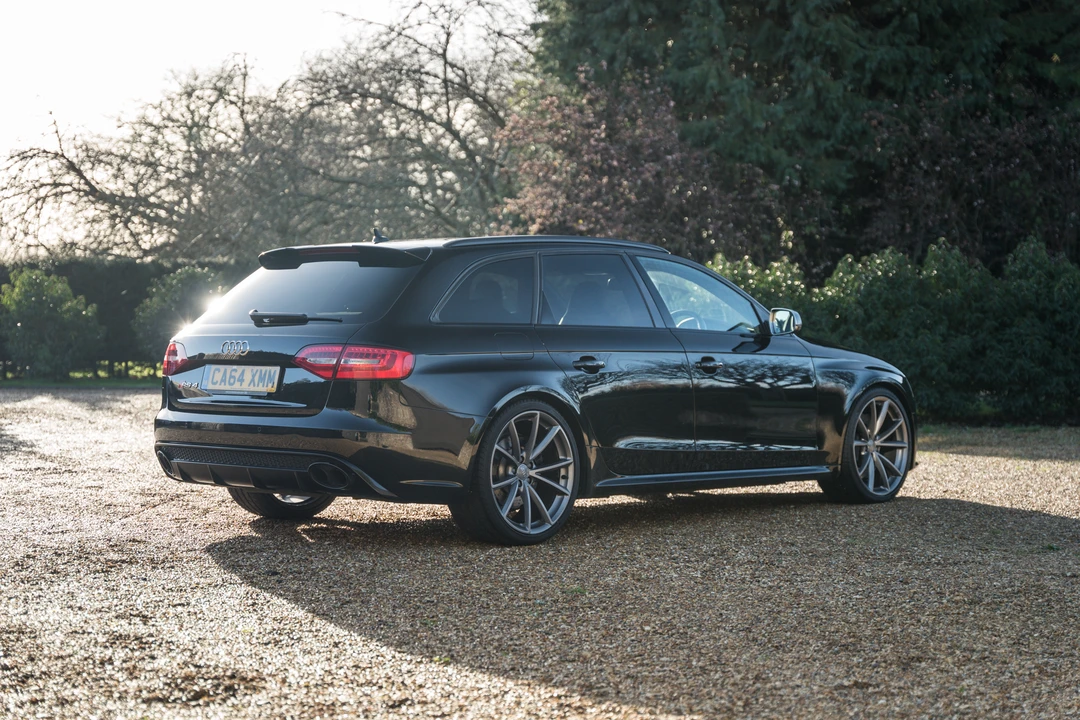 2015 Audi B8 RS4 - Image 12 of 31