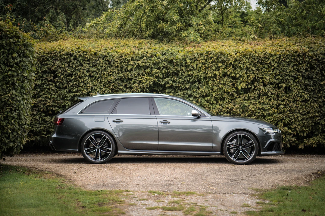 2015 Audi C7 RS6 - Image 11 of 31
